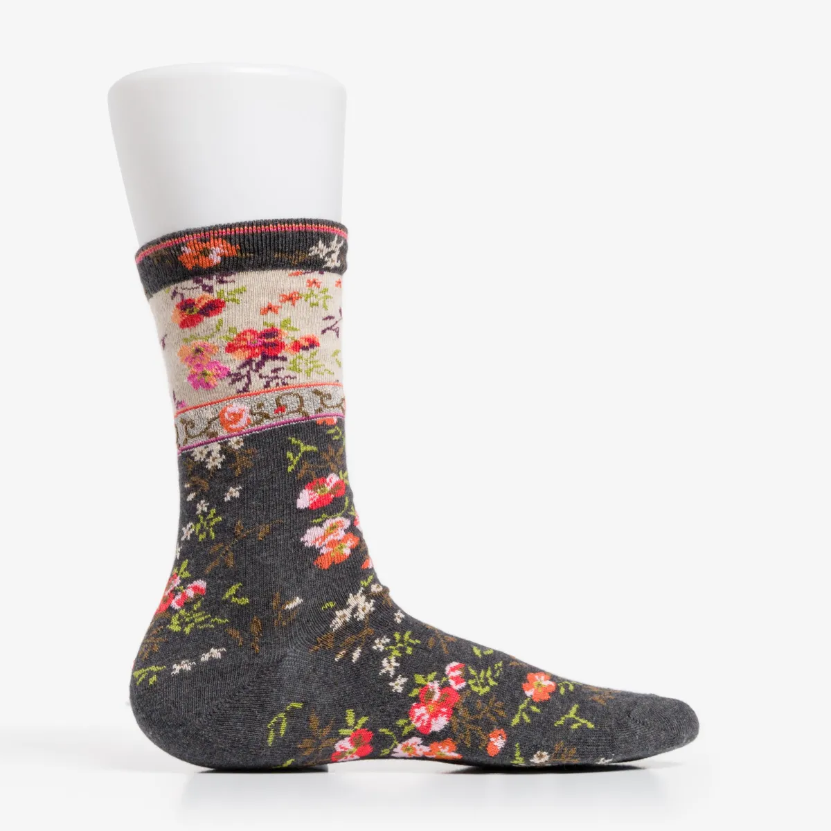 Vesterheim Socks | Women-Mona Linen Socks from Ozone